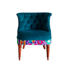 MUEBLE TERCIOPELADO ESPAÑOL CON BORDADO by Las Polleras de Agus - HAF Perú