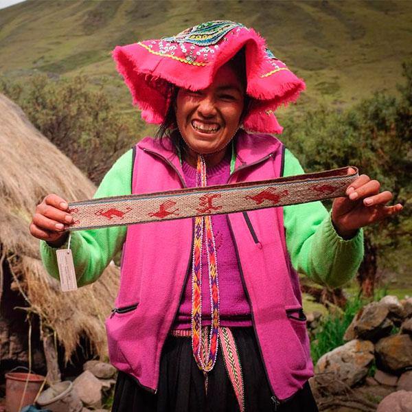 WARKUY- SUJETA CÁMARA ANIMALES by Mosqoy - HAF Perú