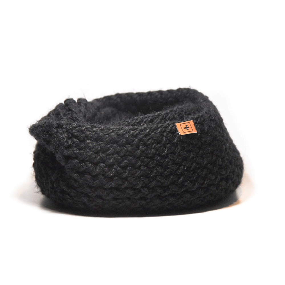 BUFANDA TEJIDA DOBLE VUELTA (NEGRA) by Kactus