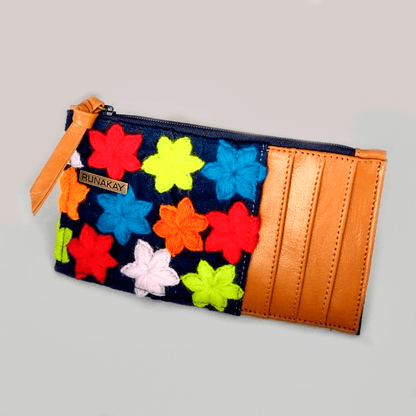 PORTATARJETAS DE CUERO CON BORDADO by Runakay - HAF Perú