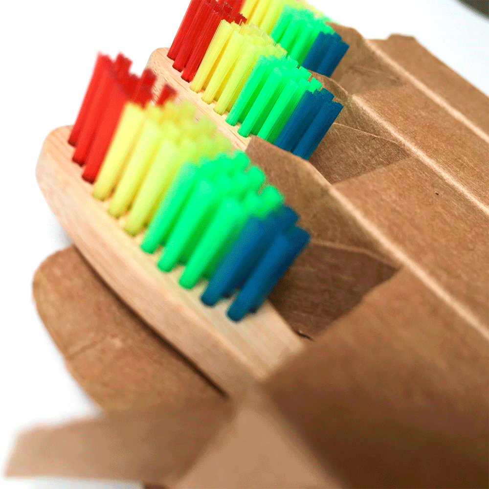 (PACK X 4) CEPILLO DE BAMBÚ by ChangeMakers - HAF Perú