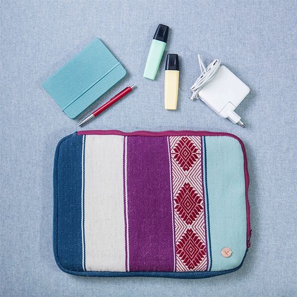 FUNDA DE LAPTOP YANAPAY by Mosqoy - HAF Perú