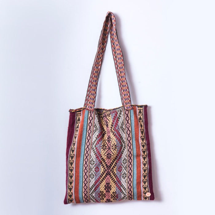 QAMAÑA - BOLSA HECHA A MANO by Mosqoy