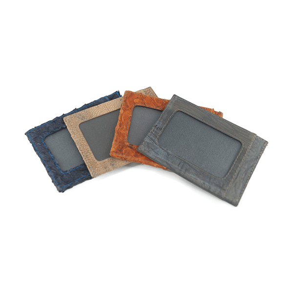 PORTA DOCUMENTOS DE CUERO DE PESCADO by QAYA - HAF Perú