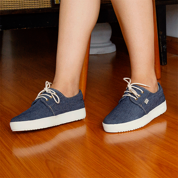 SAASA AZUL CALZADO SOSTENIBLE MUJER by Evea - HAF Perú