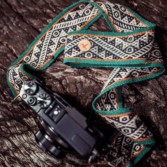 WARKUY- SUJETA CÁMARA VERDE by Mosqoy - HAF Perú