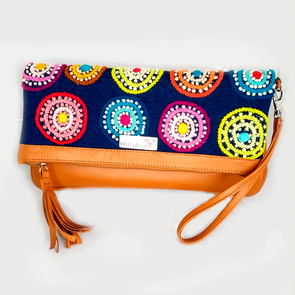 CLUTCH BORDADO by Runakay - HAF Perú